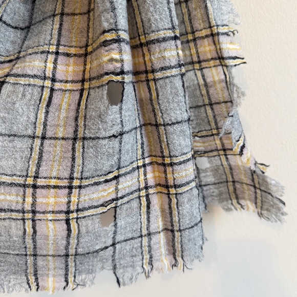 madewell | openweave plaid scarf - Picture 4 of 5